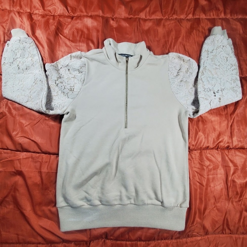 Boston Proper Lace Sleeve Zip Sweatshirt Sz S Beige 2BN4980 Coquette Cottagecore